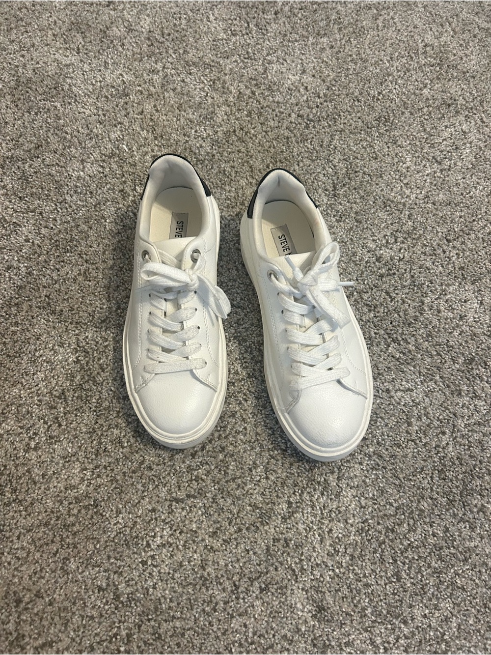 Steve Madden white shoes